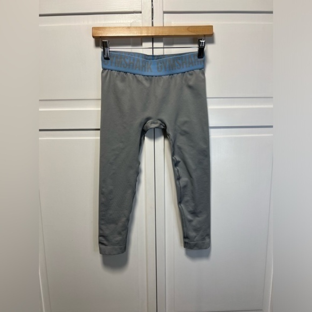 Gymshark Fit Seamless Cropped Leggings Size Women’s Small Color Gray